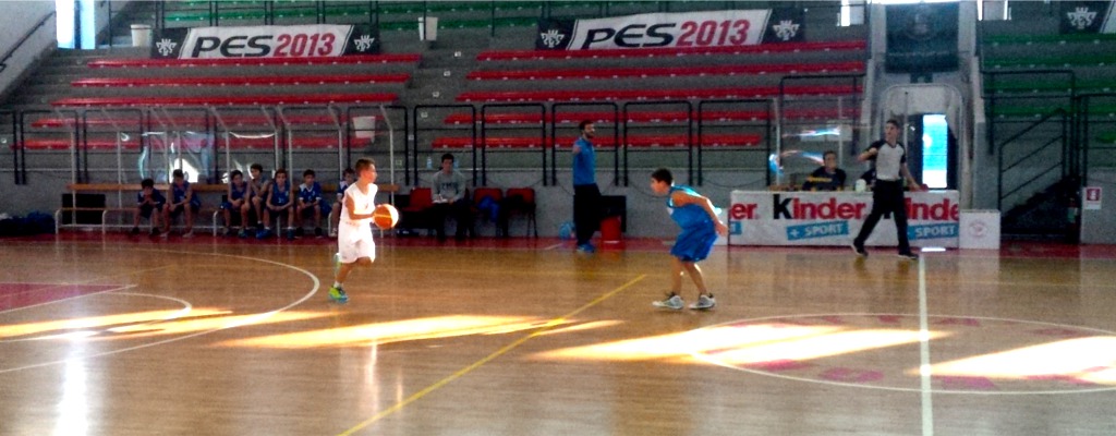 U13EL: Bene nonostante il blackout
