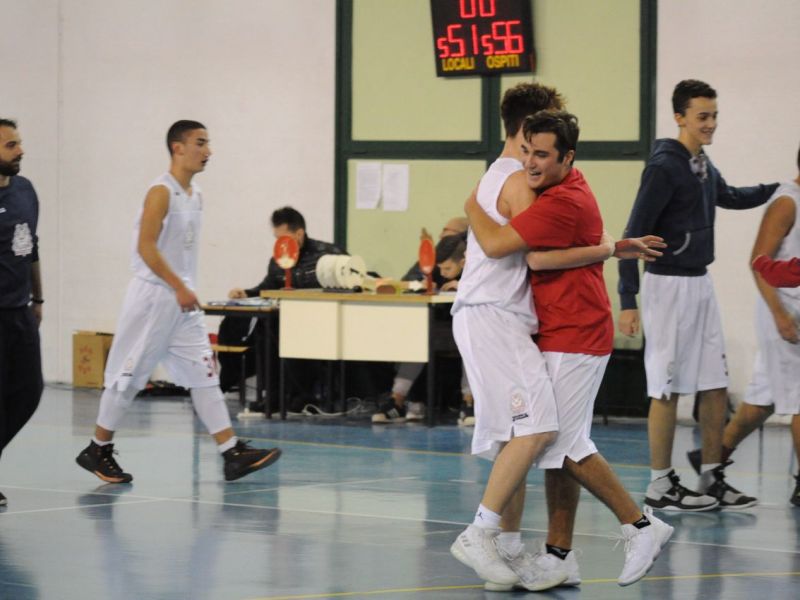 U15EL: Colpo sulla sirena!